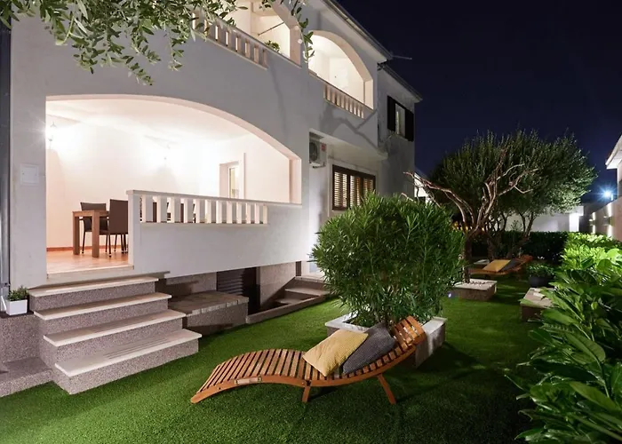 Demonta Вилла Трогир